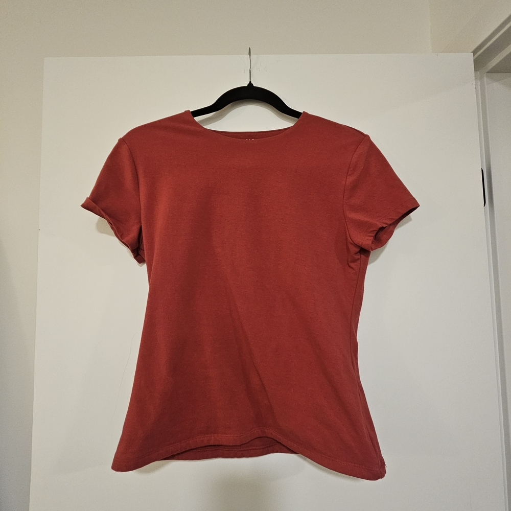 Abercrombie & Fitch Red Short Sleeve Tee